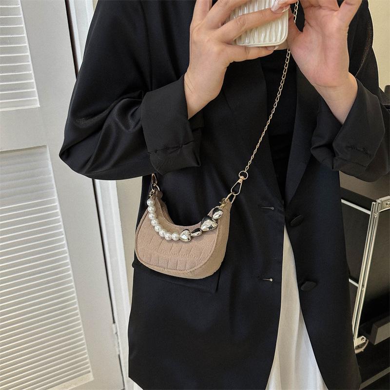 Trendy Solid Color Women's Mini Bags  Summer Temperament Fashion Chains Crossbody Pack Chic Pearl Handbag