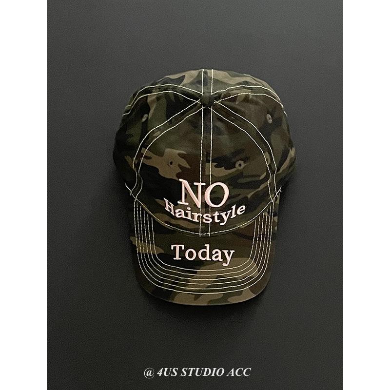 

Camouflage Letters Baseball Cap Men Street Fashion Brand Soft Top Baseball Cap Women Versatile Embroidered Couple Hat M（56—59cm）