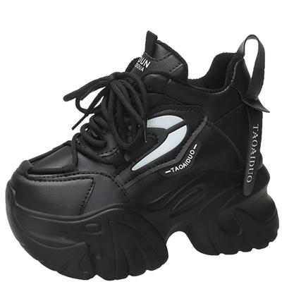 Dámska obuv – Tenisky
