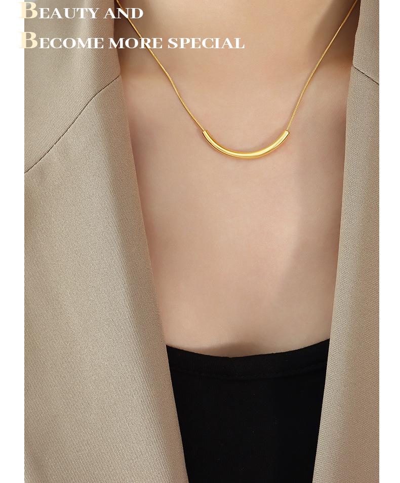 Korean Trendy Irregular Curve Gold-Plated Titanium Steel Minimalist Chain Necklace