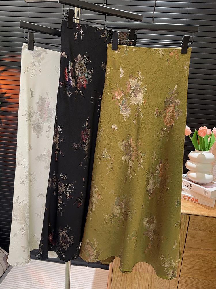 

Элегантное китайское атласное платье-бодикон миди с принтом «рыбий хвост» - Женское летнее с разрезом L жёлтый