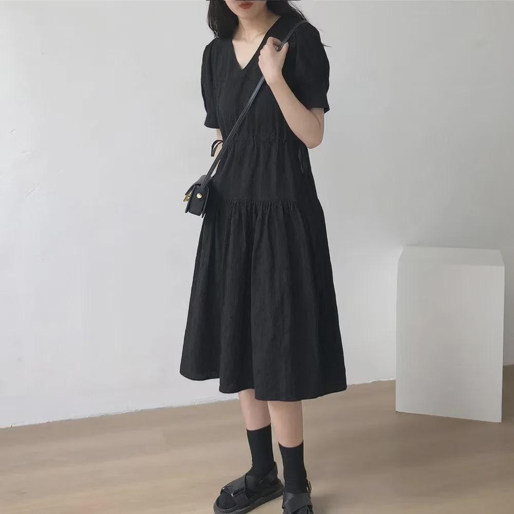 Maternity Knee-Length Black Summer Dress: Fashionable and Loose with a Chic, Slim Look