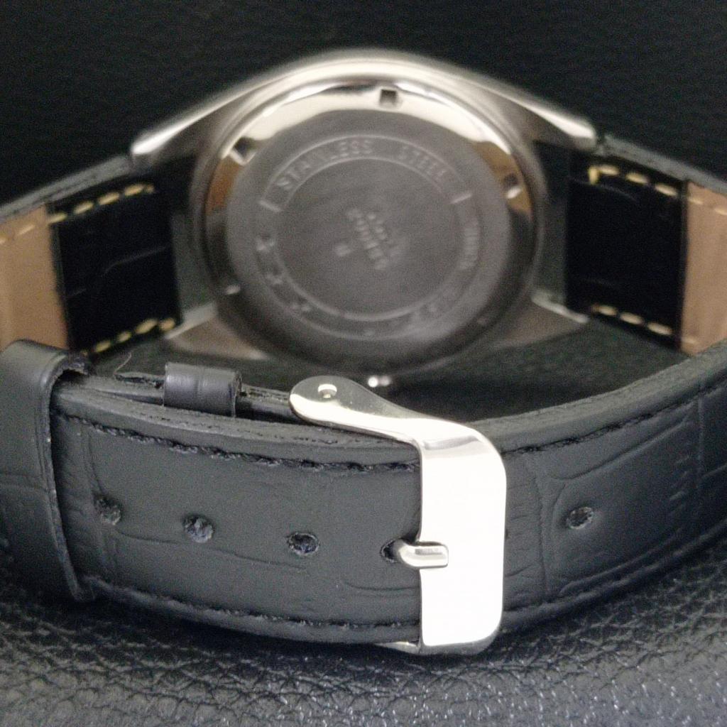 HMT HAND-WINDING VINTAGE INDIAN MENS BLACK COLOR DIAL WATCH a700314-5 R202-a700314