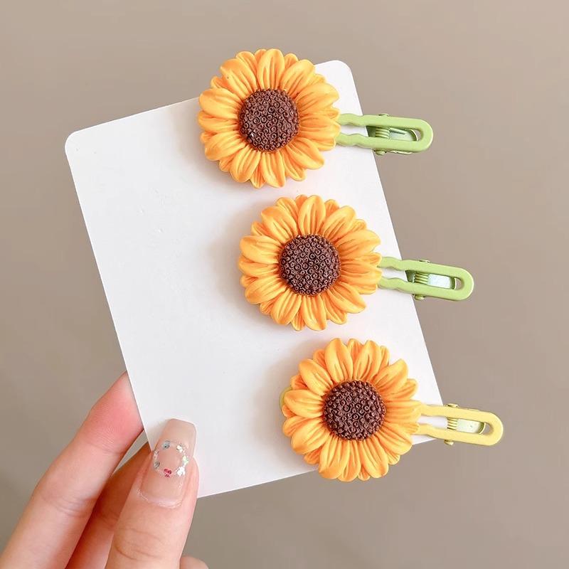 2pcs New Cute Sunflower Hair Clip for Girls Side Fringe Bangs Clip with Advanced Floral Hair Accessories