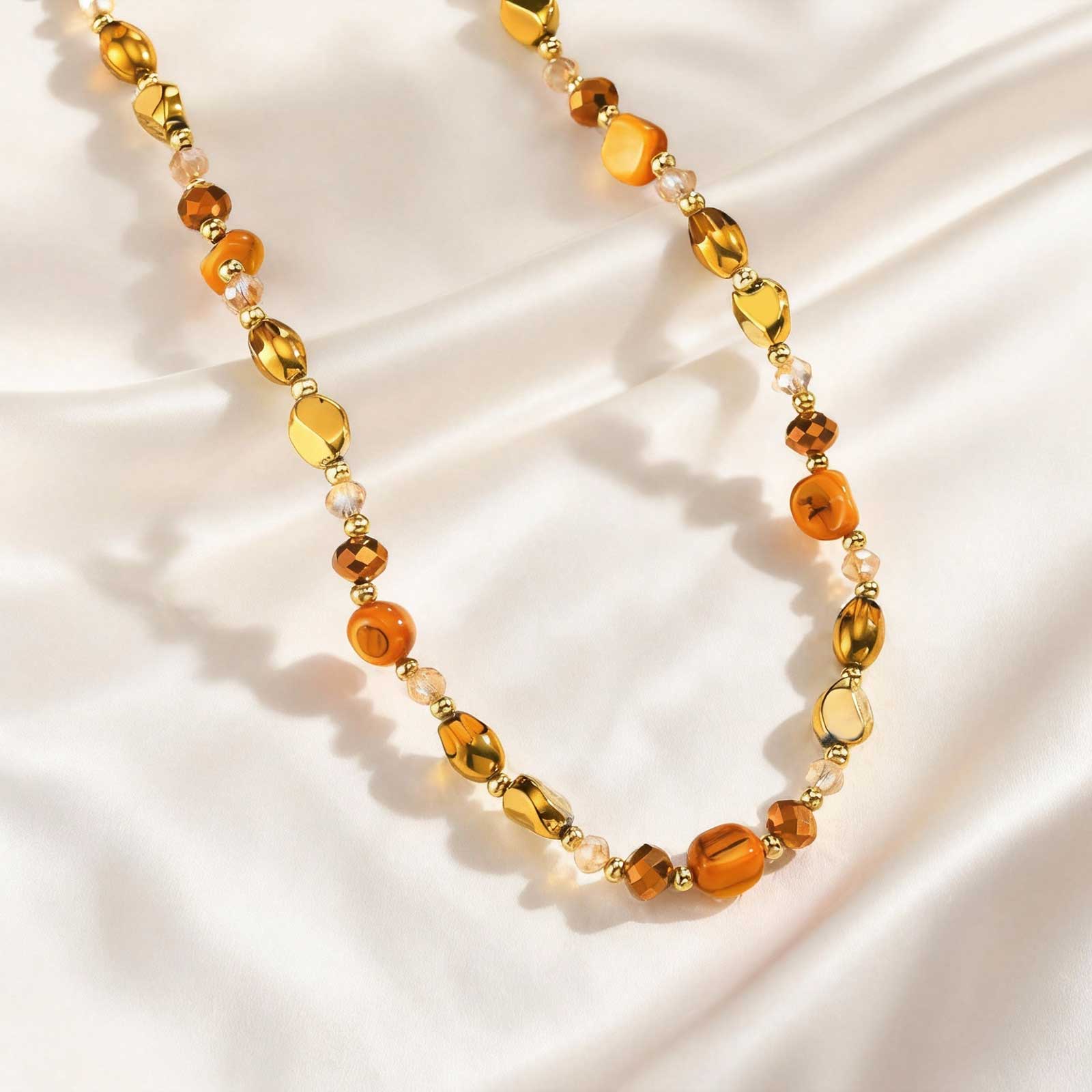 

Luxury Natural Stone Pendant Maillard Beads Necklace for Women Caramel Temperament Neck Chain Charm Party Winter Jewelry Gift