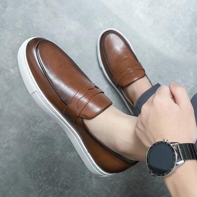 Mode Heren Leren Schoenen Loafers Casual Schoenen Slip-on Sneakers Heren Kledingschoenen Licht Ademend Flats Ronde Neus Comfortabel Schoeisel
