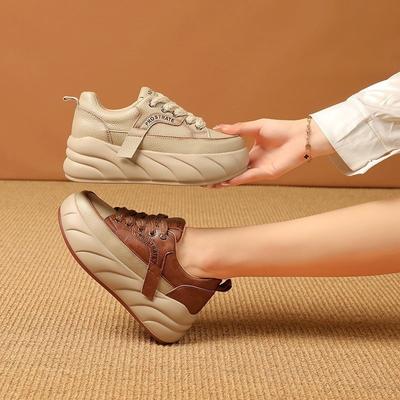 Herbst Dicksohlige Sportschuhe für Damen 2025 Mode Plateau Erhöhung Sneaker Damen Schnürschuh Lässiger Stil Vulkanisierte Schuhe