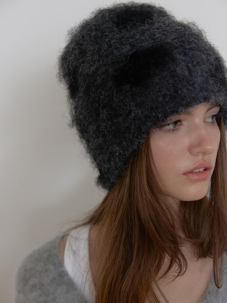 Asula Dot Blush Beanie (Grey)