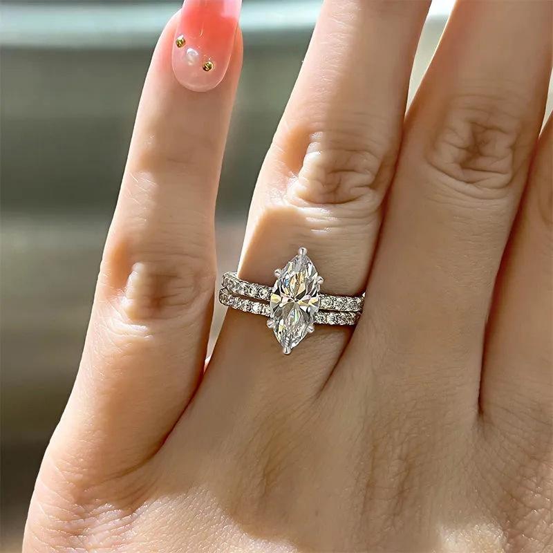 Fashionable High-end Shiny Couple's Ring with Geometric Zirconia Inlays. Wedding Gift. Banquet Oval Ring.