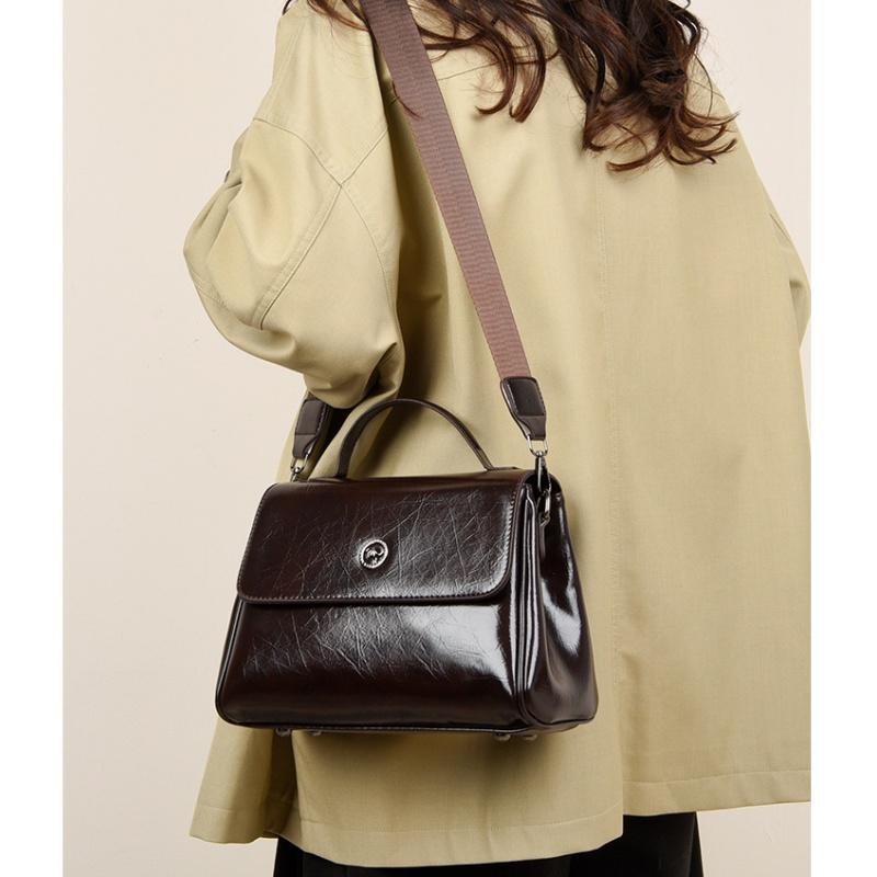 Spring New Fashion Simple Ladies Handbags PU Leather Light Luxury High-end Sense Solid Color Women's Tote Bag Versatile Commuter Buckle Crossbody Bags