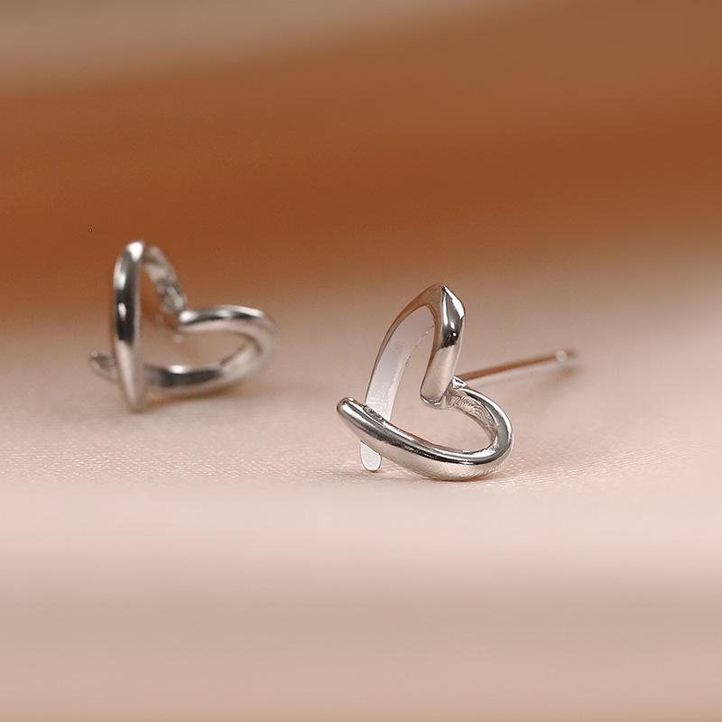 Korean Style Retro Hollow Heart Earrings - Trendy Needle Studs for Women