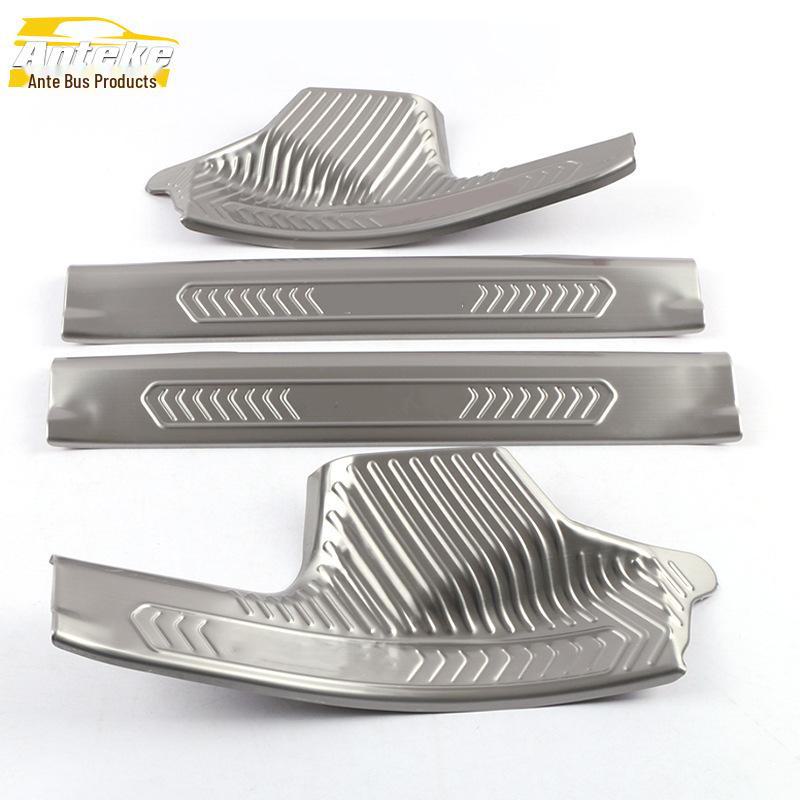 

Декоративная накладка на порог Haval M6/M6PLUS и педаль Welcome Pedal