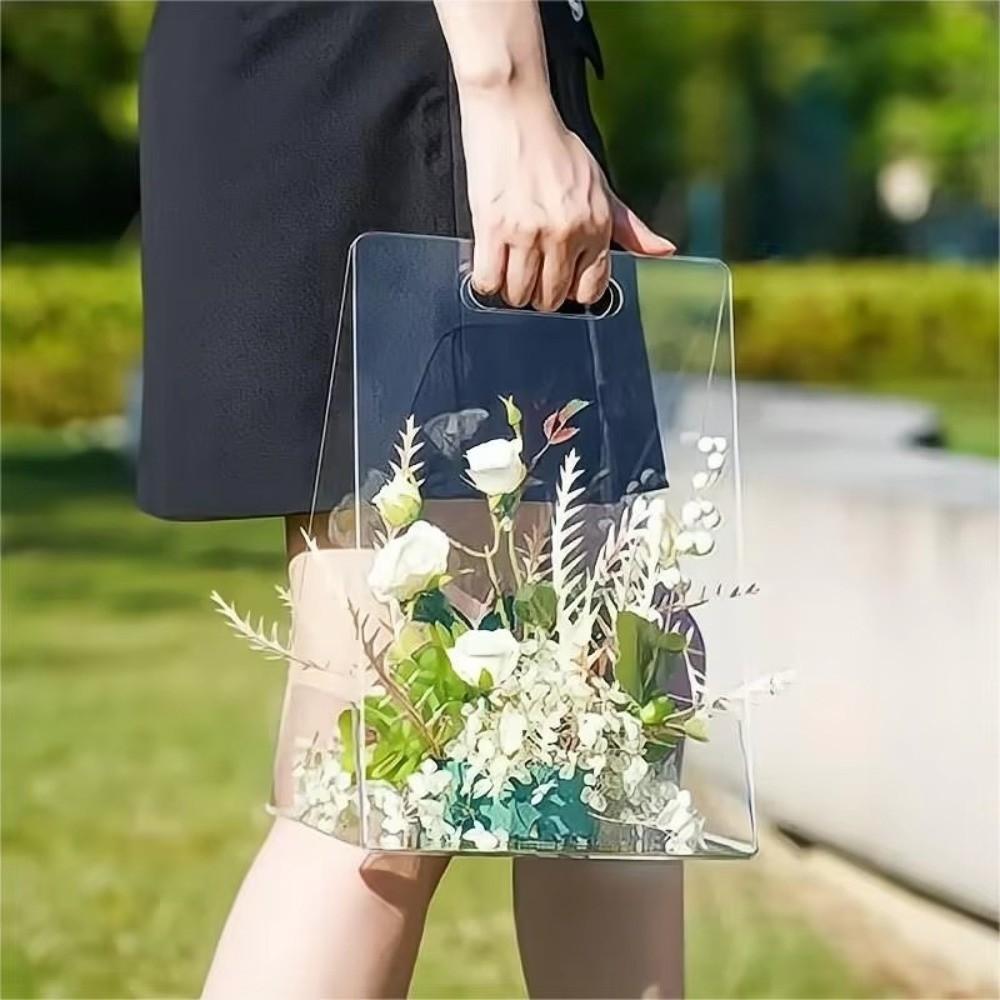 Acrylic Handheld Flower Box Transparent Reusable Gift Wrapping Bags Decorative Vase with Handles Handbag For Bridesmaid Wedding