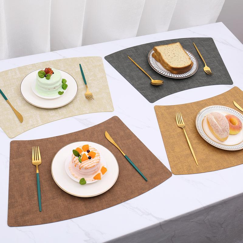 Круглый веерообразный столовый коврик с узором из скатерти — фото 3