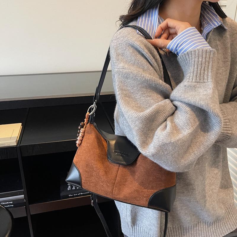 Underarm Bag Women's 2025 New Trendy Autumn and Winter Retro Shoulder Bag Popular Fashion Going Out Commuting Messenger Women's Bag