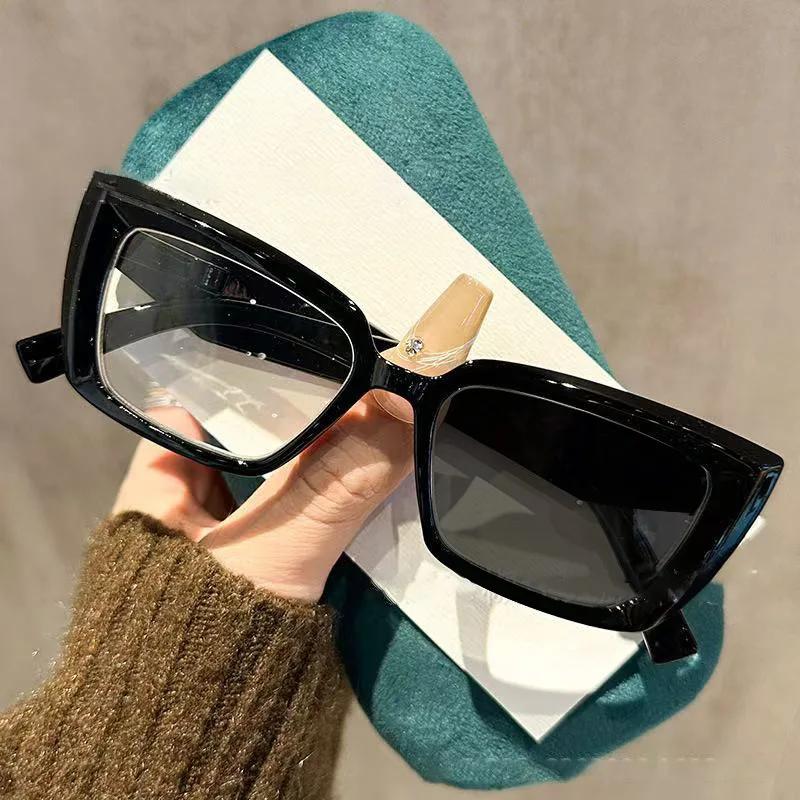 Neutral Retro Square Frame Photochromic Prescription Glasses For Men And Women Fashionable Square Hd Blue Light Blocking Glasses
