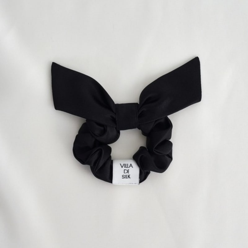 VILLA DE SILK Bunny Ribbon 100% Silk Schrunchie