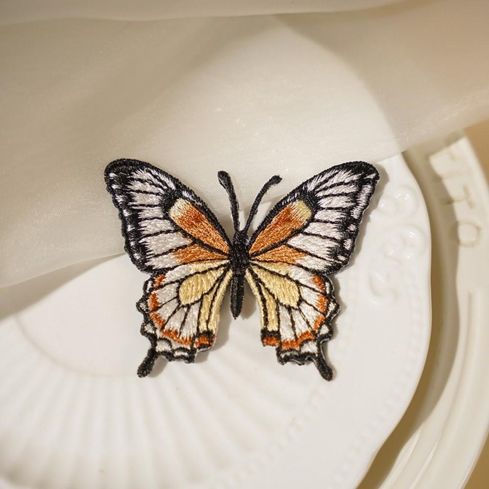 2pcs Heat Transfer Flower Patches Embroidery Design Butterfly Patches For Clothing Accessories