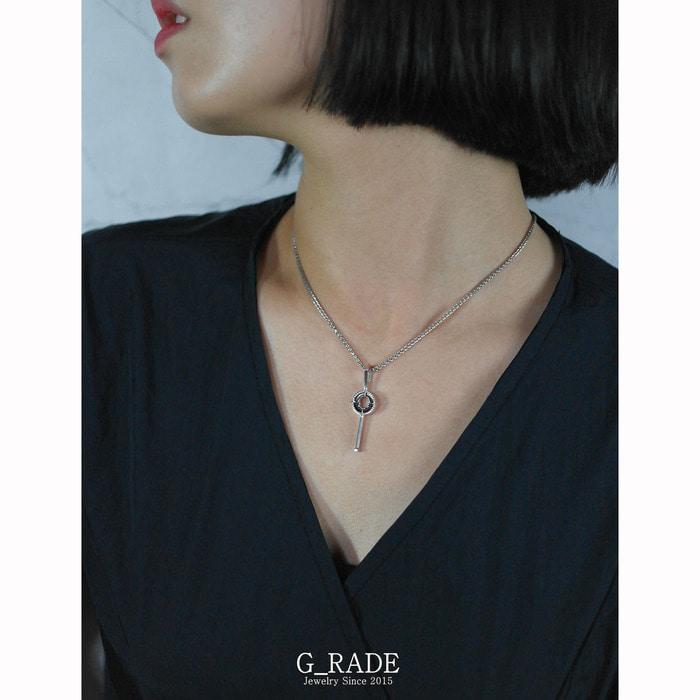 G_Rade Key Compass Basic Necklace