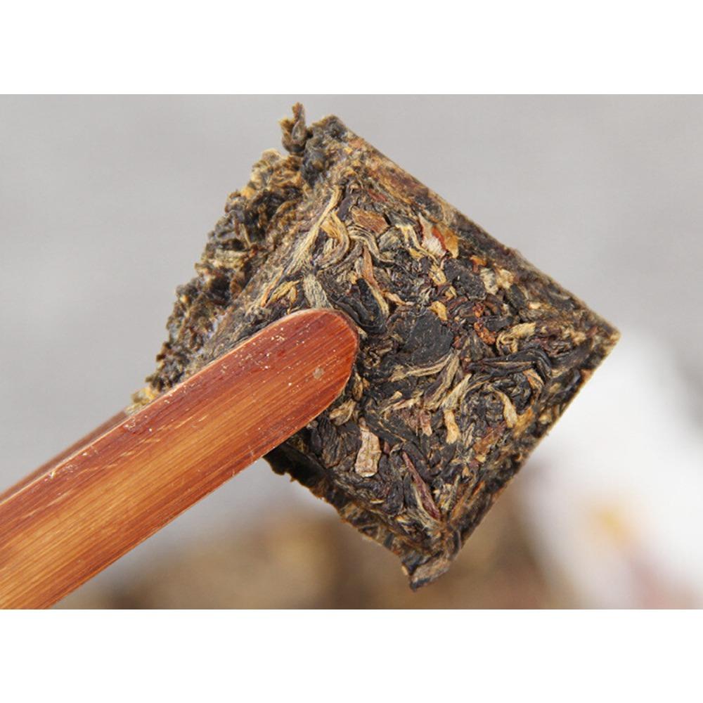Dian Hong Black Tea Flower Honey Scent Natural Energy Tea 100g Brick