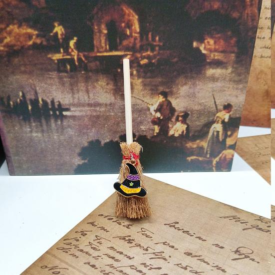Mini Witch Broom Car Pendant Wooden Halloween Ornament for Rearview Mirror 1:6/1:12 Miniature Doll Houses Scale Accessory