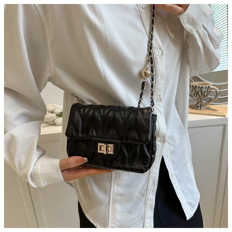 Faux Leather Quilted Chain Bag for Women, Minimalist Crossbody Square Purse, Soft Single Strap Shoulder Handbag KTB