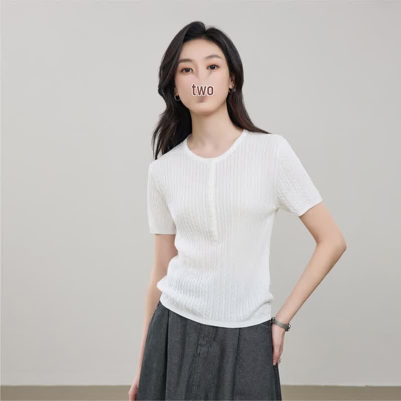 ESE-Y Women s V-Neck Slim Fit Short Sleeve Knit Top S