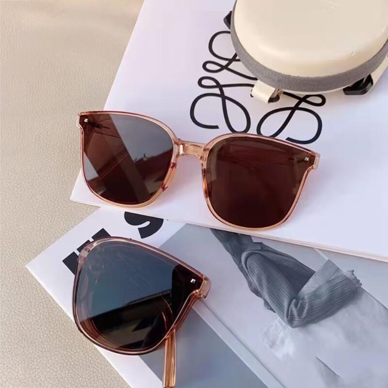 YIDUN Unisex Foldable Anti-Glare Round Sunglasses