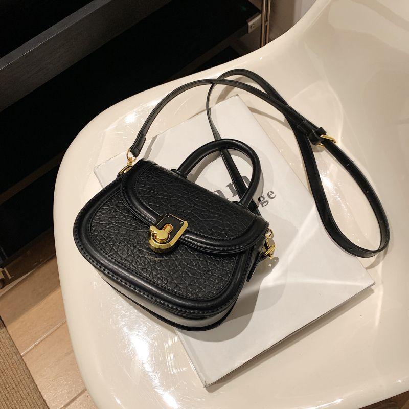 

Модная сумка через плечо с текстурой камня для женщин, высококачественная сумка из искусственной кожи, индивидуальная застежка-пряжка, однотонная маленькая квадратная сумка