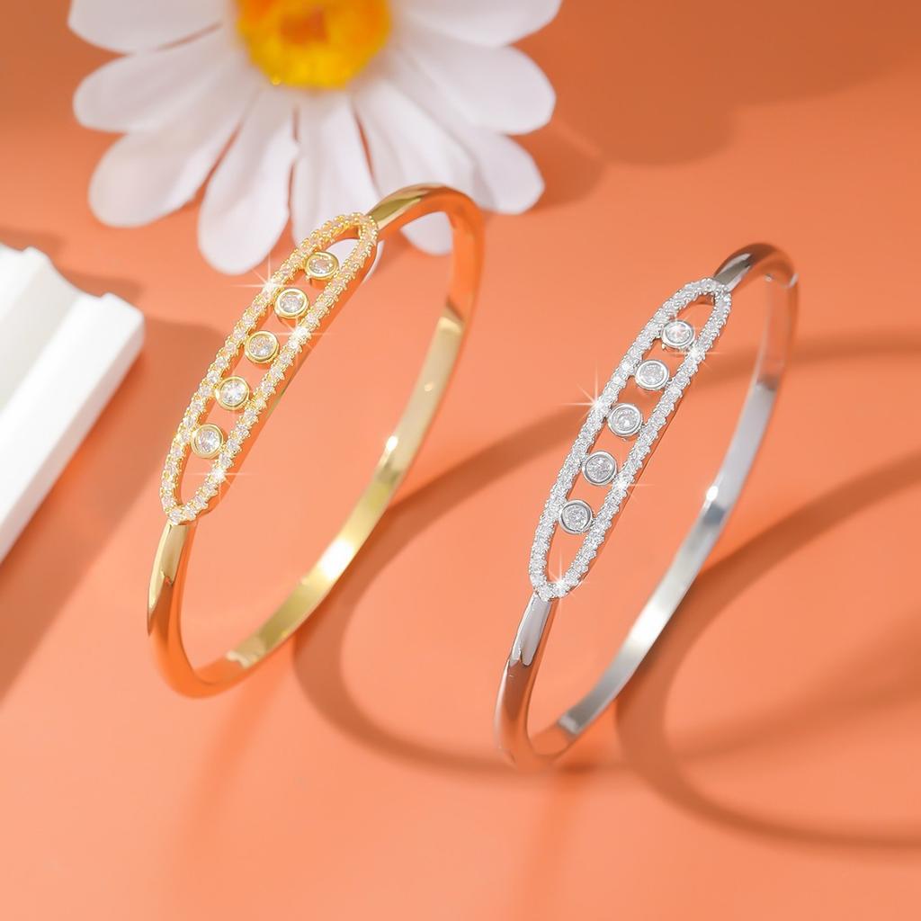 Early Summer Devil's Eye Hollow Bracelet, Round Love Temperament, Light Luxury and High-en