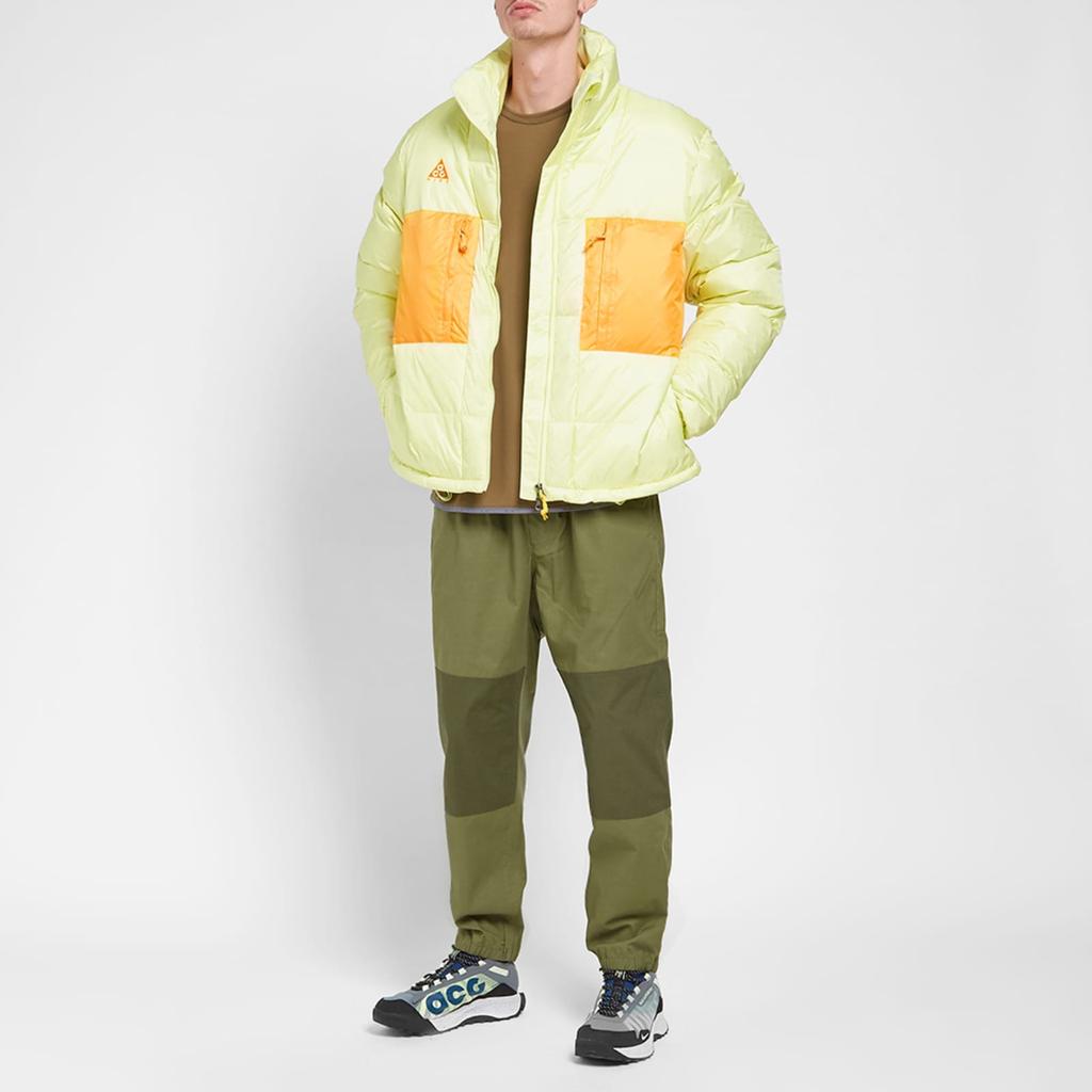 Nike Giacca Uomo ACG Imbottita in Piumino con Zip Intera e Collo Alto Giallo CD7660-335