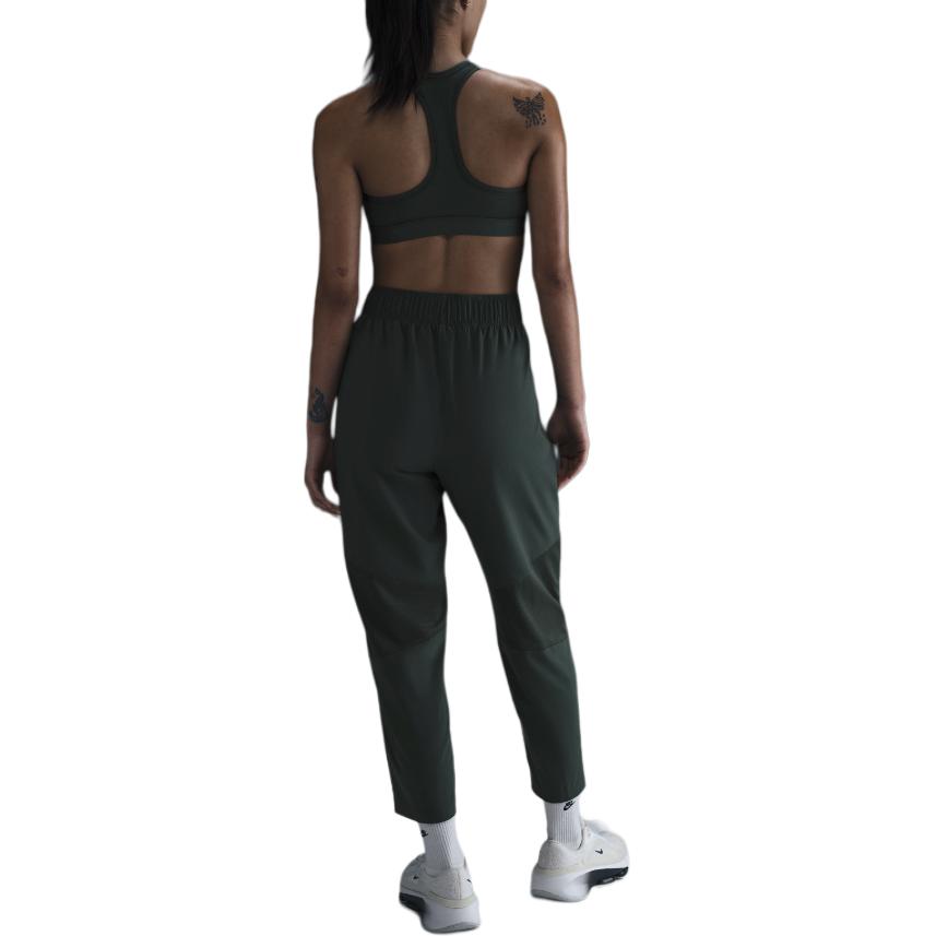 Nike Swoosh Mittlerer Halt Gepolsterter Sport-BH für Damen DX6822-338