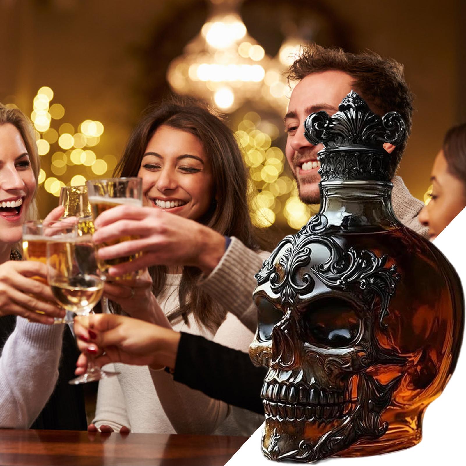 Halloween Decorations Skull Decanter Skull Shaped Whiskey Decanter Bottle Handcrafted Gothic Glass Bottle for Home Bar Halloween