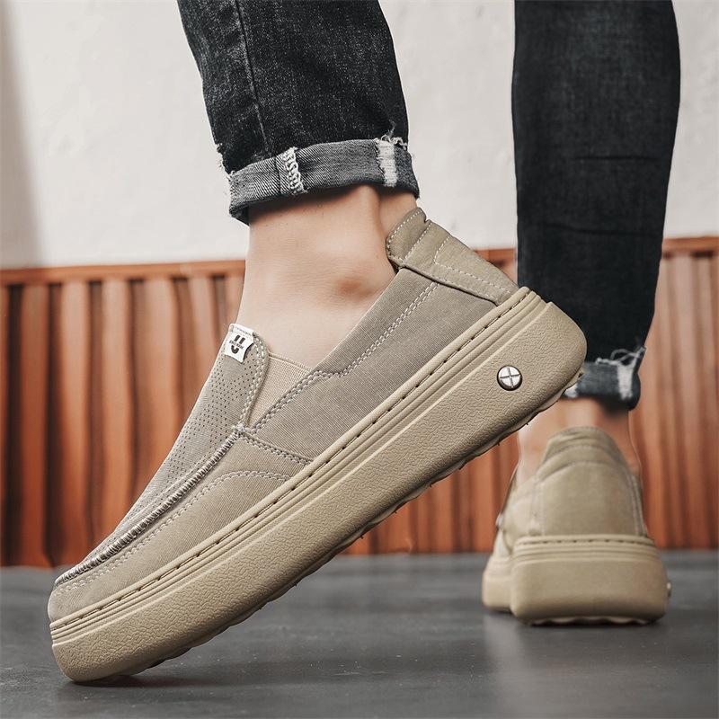 

2025 лето новый модный тренд мужская обувь тренд уличная съемка удобные простые интернет-знаменитость взрыв одна педаль ленивая обувь 44 хаки