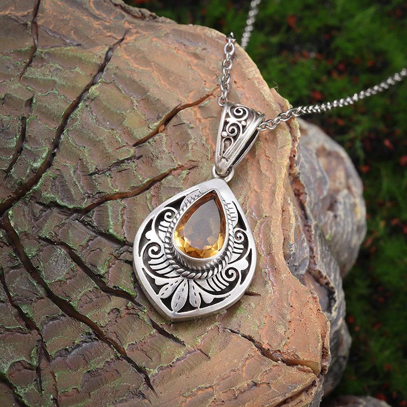 Water Droplet Shaped Hollow Carved Pendant Necklace, Inlaid with Zircon Retro Fashion Accessories Gift