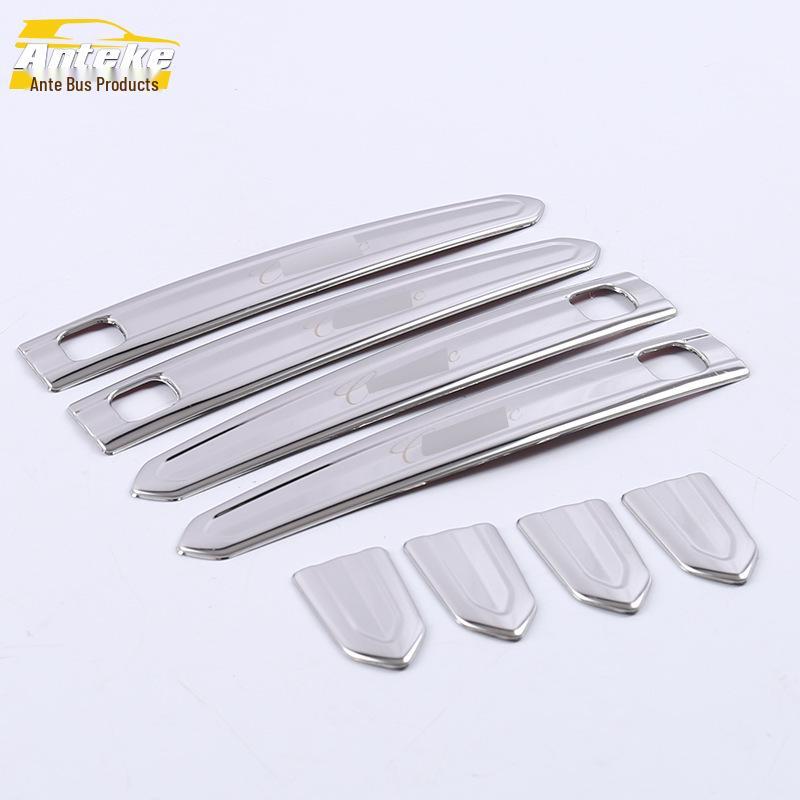 XT4 Handle Trim: Bright Strip, Door Armrest Buckle, and Handshake Decoration for 18 Models