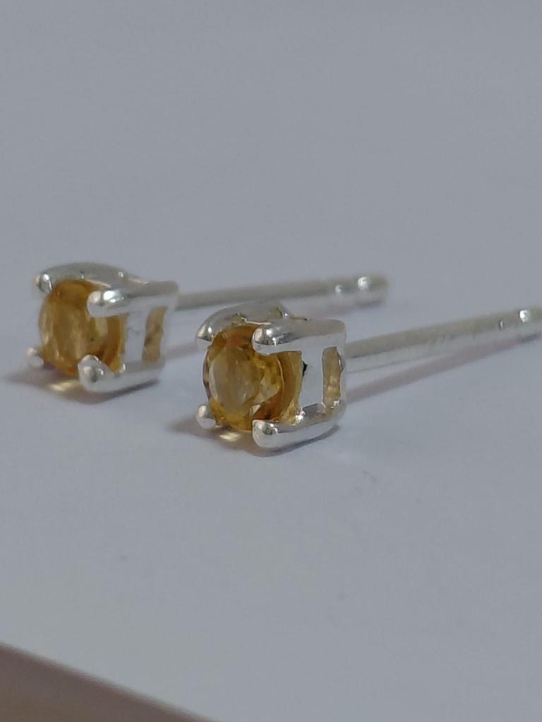 Orecchini a lobo con Pietra Preziosa Rotonda in Argento Sterling 925 Placcato Rodio Gioielli Minimalisti Regalo per Donne