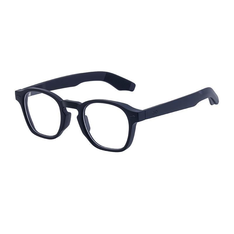 Men With Plain Round Frame Glasses Can Be Equipped With Myopia Optical Frames, And Men With Flat Glasses.