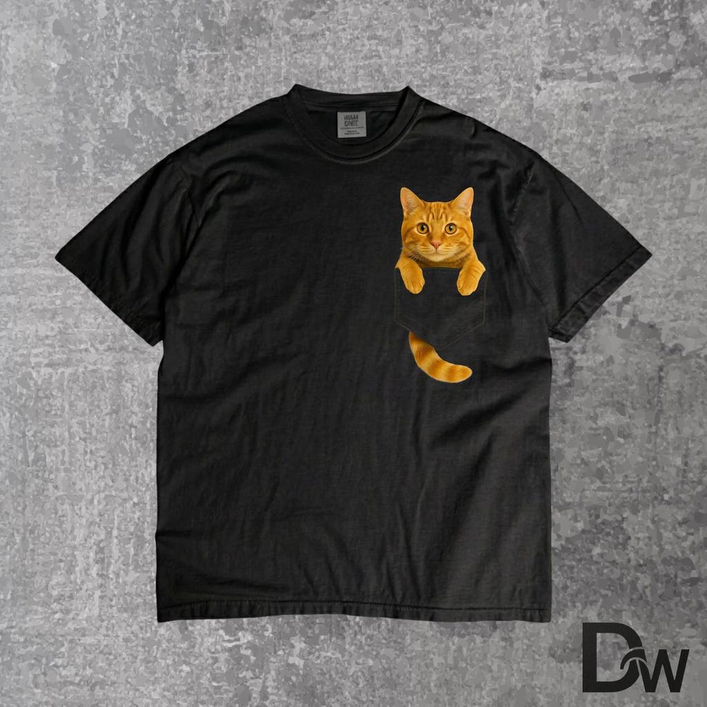Maglietta con Tasca Gatto Tigrato Carino | Maglietta Grafica Divertente per Amanti dei Gatti, Regalo per Mamma Gatto Papà Gatto