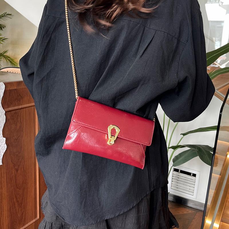 Casual Handbag Women's New Texture Niche Trend Fashion Chain Simple Shoulder Crossbody Envelope Bag
