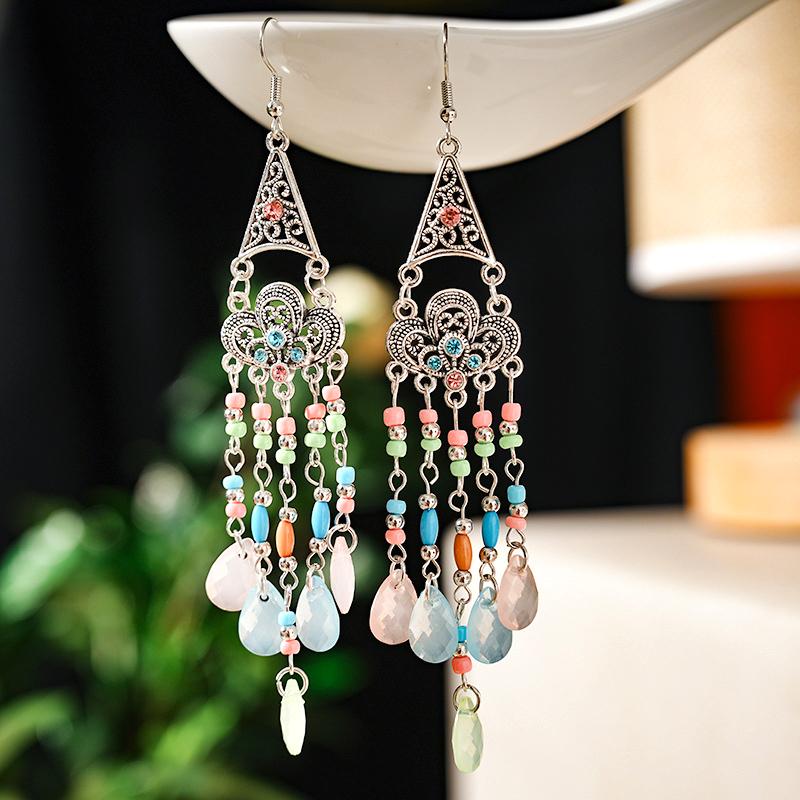 

Bohemian Vintage Long Water Drop Earrings for Women Flower Shaped Rhinstone Silver Color Elegant Earring Party Vacation Jewelry
