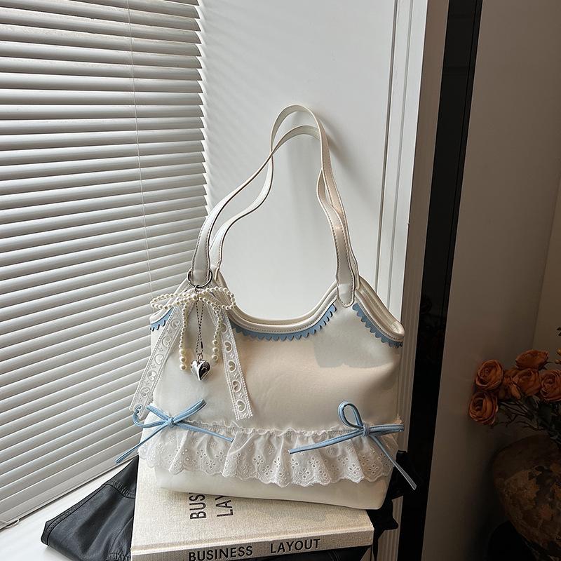 Fashion ballet style butterfly armpit bag women's new niche design shoulder bag large capacity tote bag