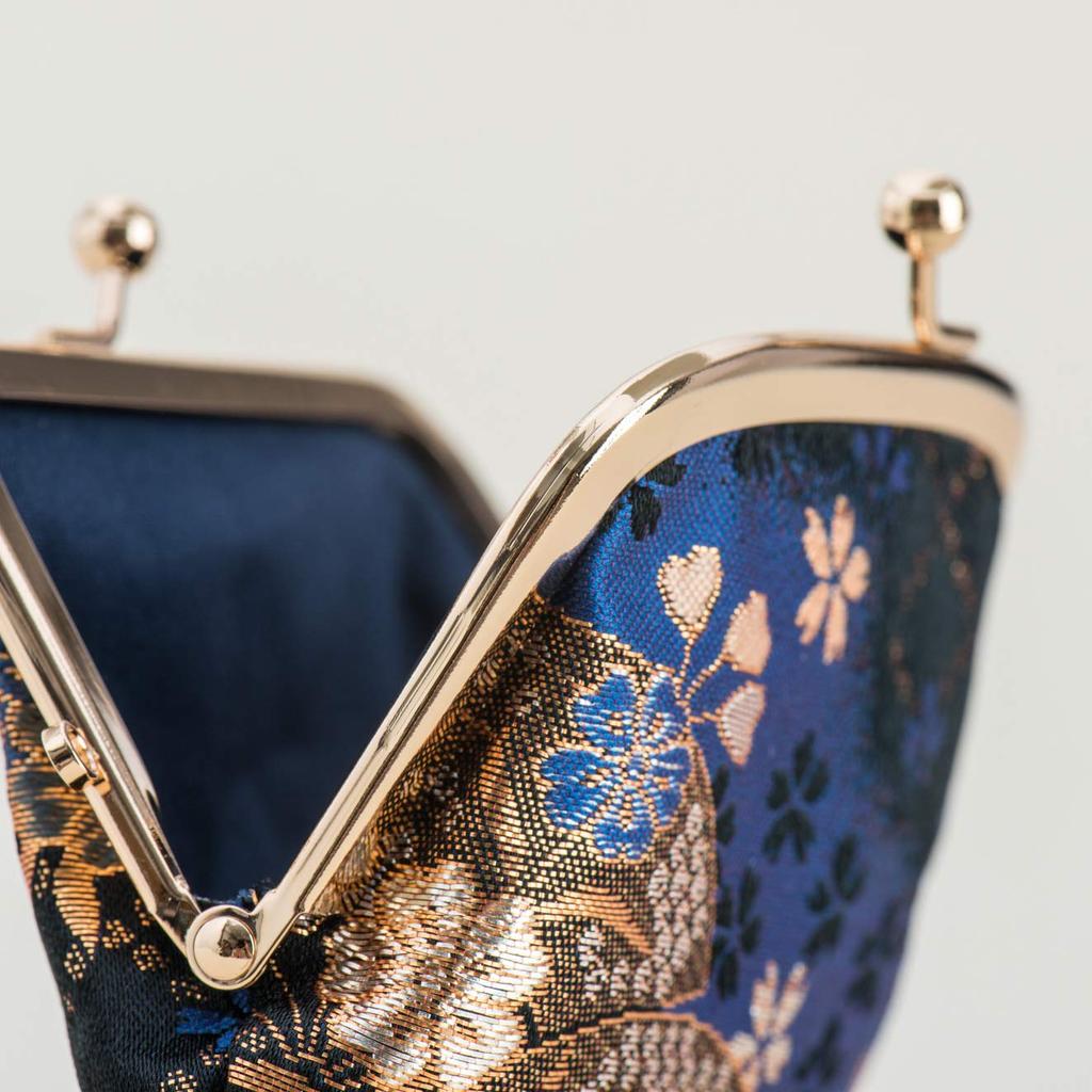 Kyoto Geibido Clasp Handcrafted by Japanese Made In Japan with Cherry Nishijin-ori 3.3-inch Wallet, Artisans, Pattern, (Black Blossoms)