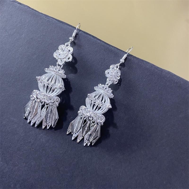 Ethnic style earrings Alloy silver-plated Miao ethnic minority Dong Yi earrings Earrings