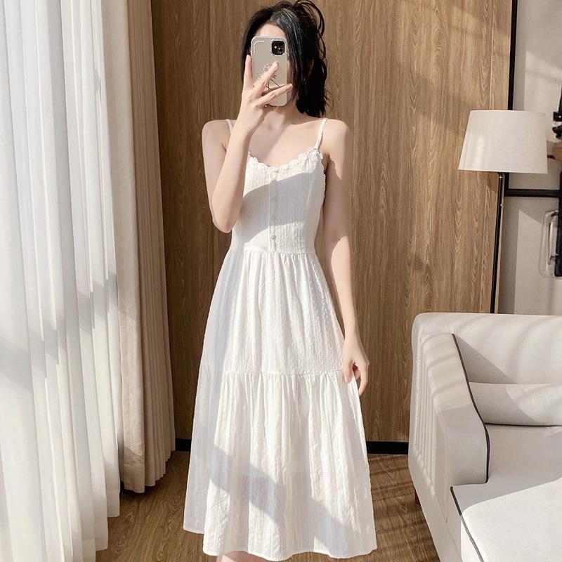 White suspender dress women's summer new small man Sanya Thailand waist thin summer seaside skirt