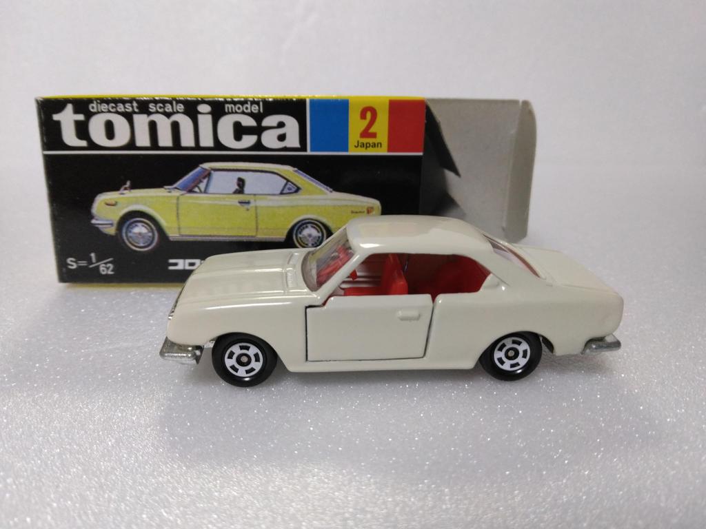 Tomica Diecast Car Toyota Mark II, Black Box Reprint, Scale Model, White, with Clear Case