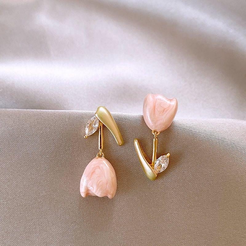 

2025 New Arrival Tulip Sweet Flowers Stud Earrings for Women Accessible Luxury Fancy Elegant Generous Earrings Pink Earrings Light pink tulip [gentle]]