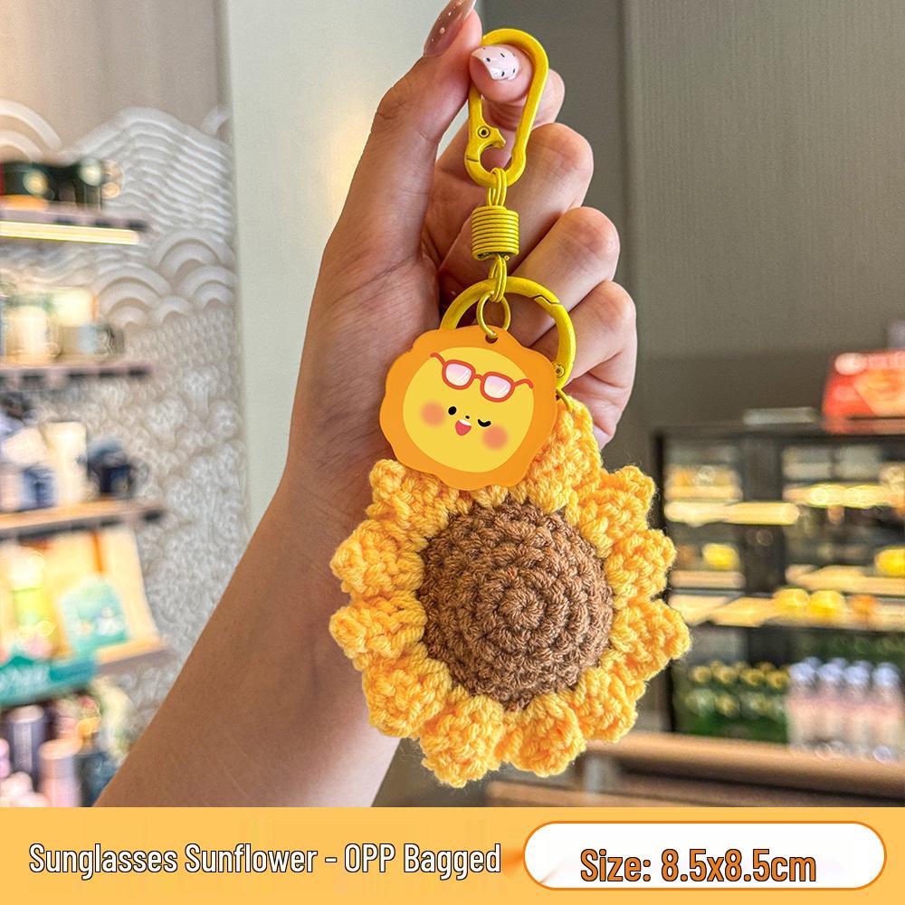 Sunflower Keychain: Cute Bag Charm & Gift for Graduation Season