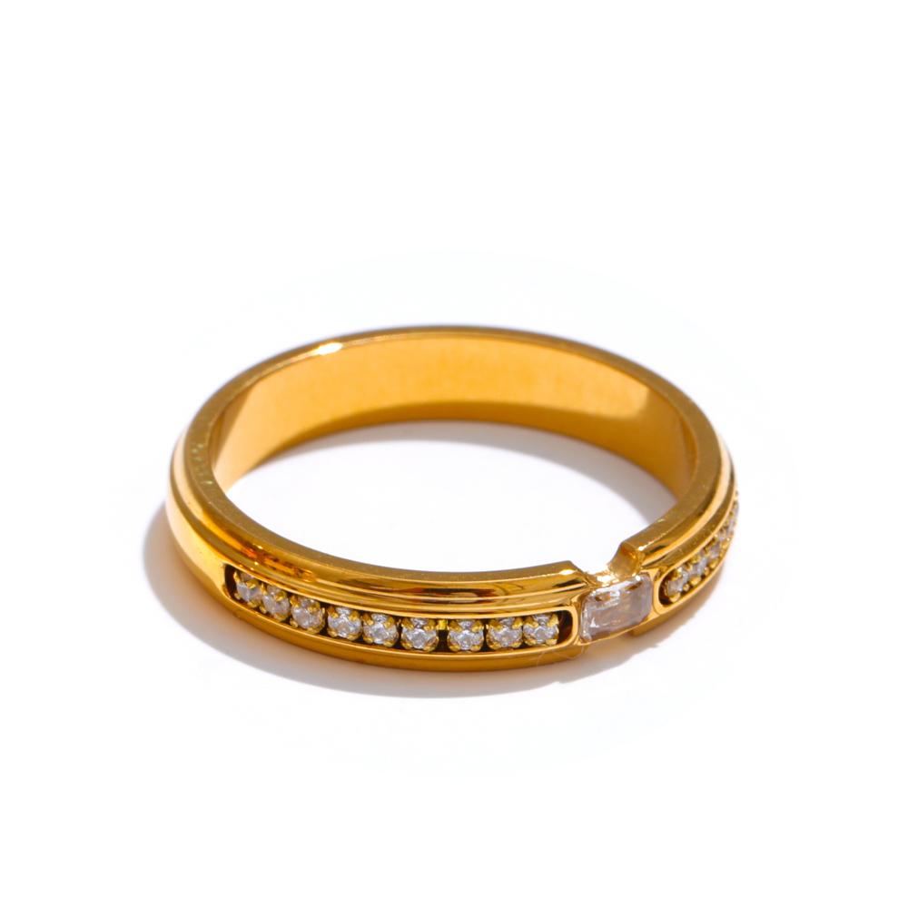 

Размер Иит:678 Гладкое кольцо из нержавеющей стали с цирконием, круглое, квадратное, с золотым PVD-покрытием, для женщин, нежные модные украшения для пальцев, аксессуары 8 золотой