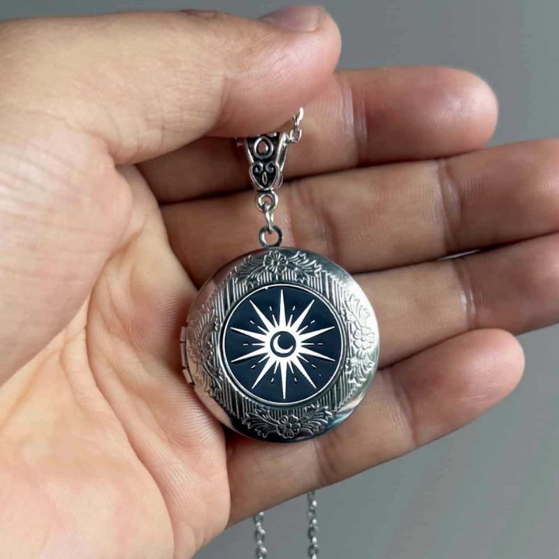 Retro Moon Star Photo Box Necklace with Stainless Steel Chain